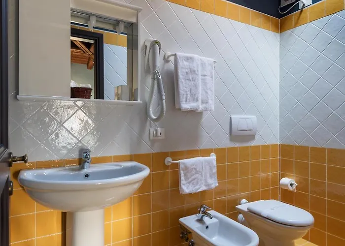 Foresteria Borgoluce Farma *